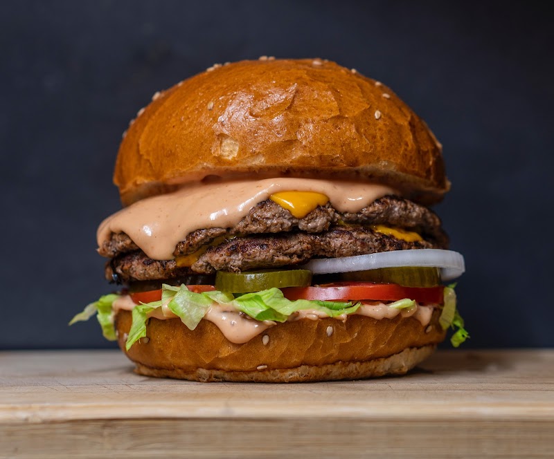 MAK BURGER