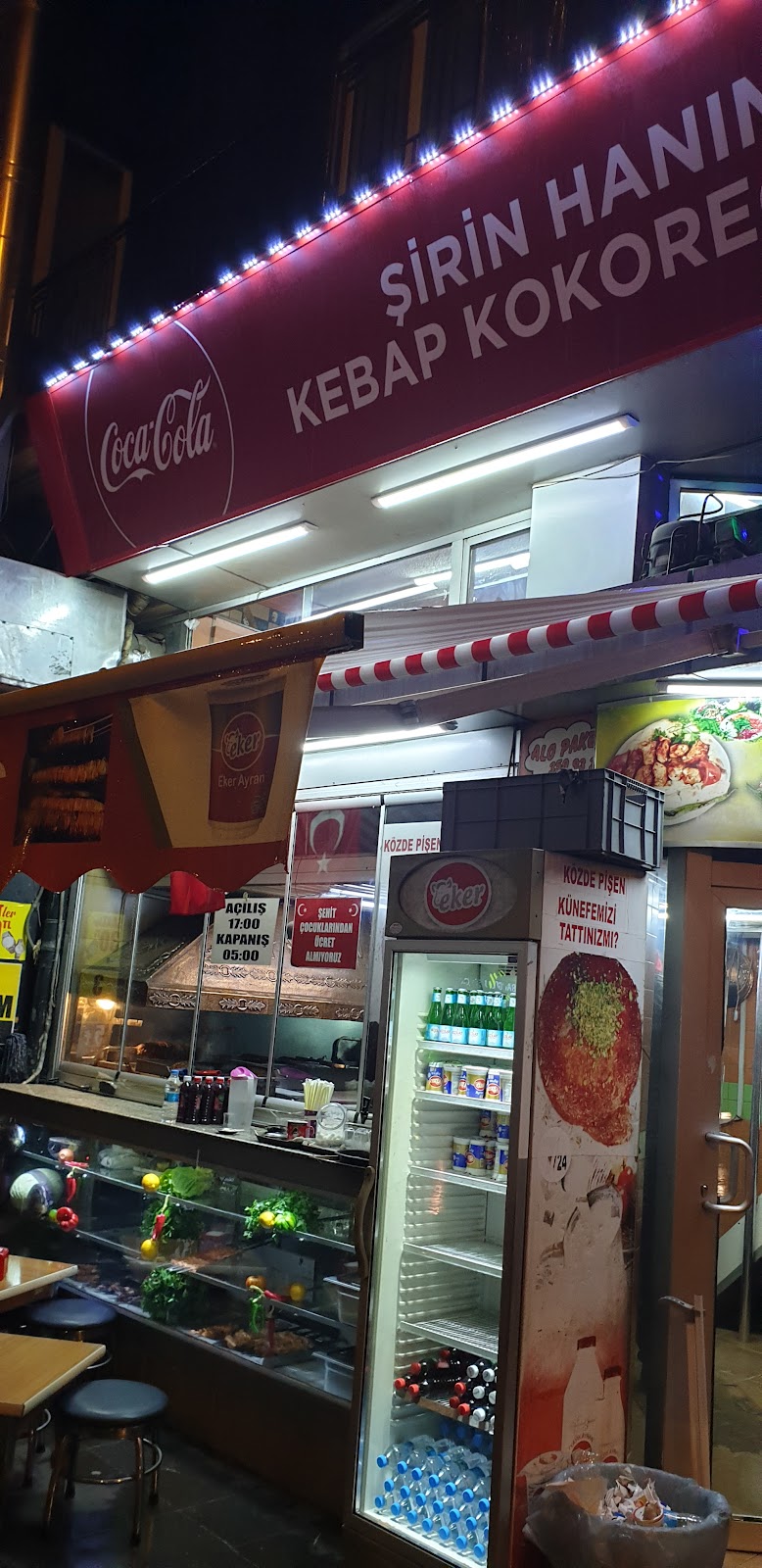 İzmir Usulü Sütkuzu Kokoreç