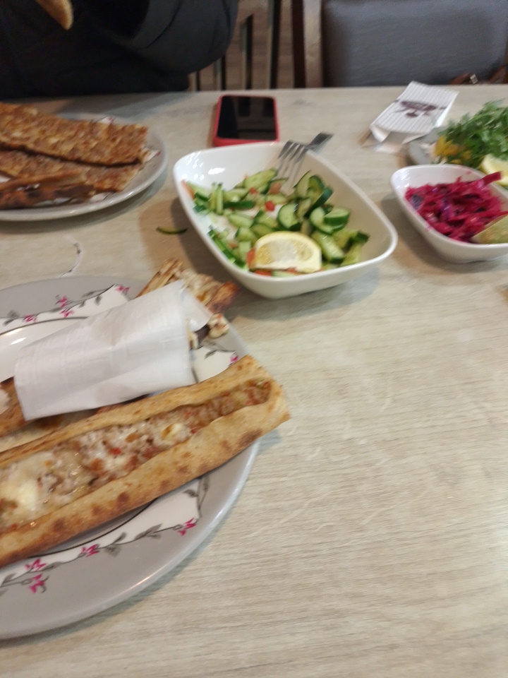 Mahmut Usta Etli Ekmek