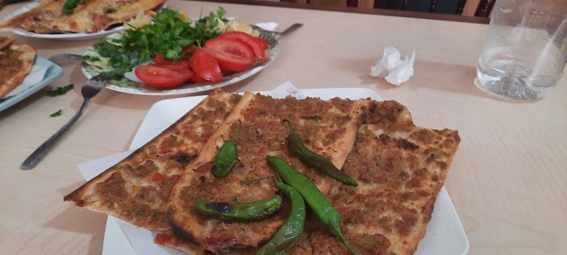 Meydan Etli Ekmek