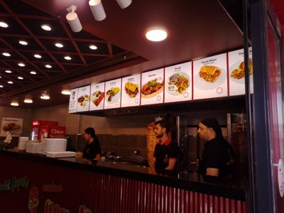 Meşhur geneli döner